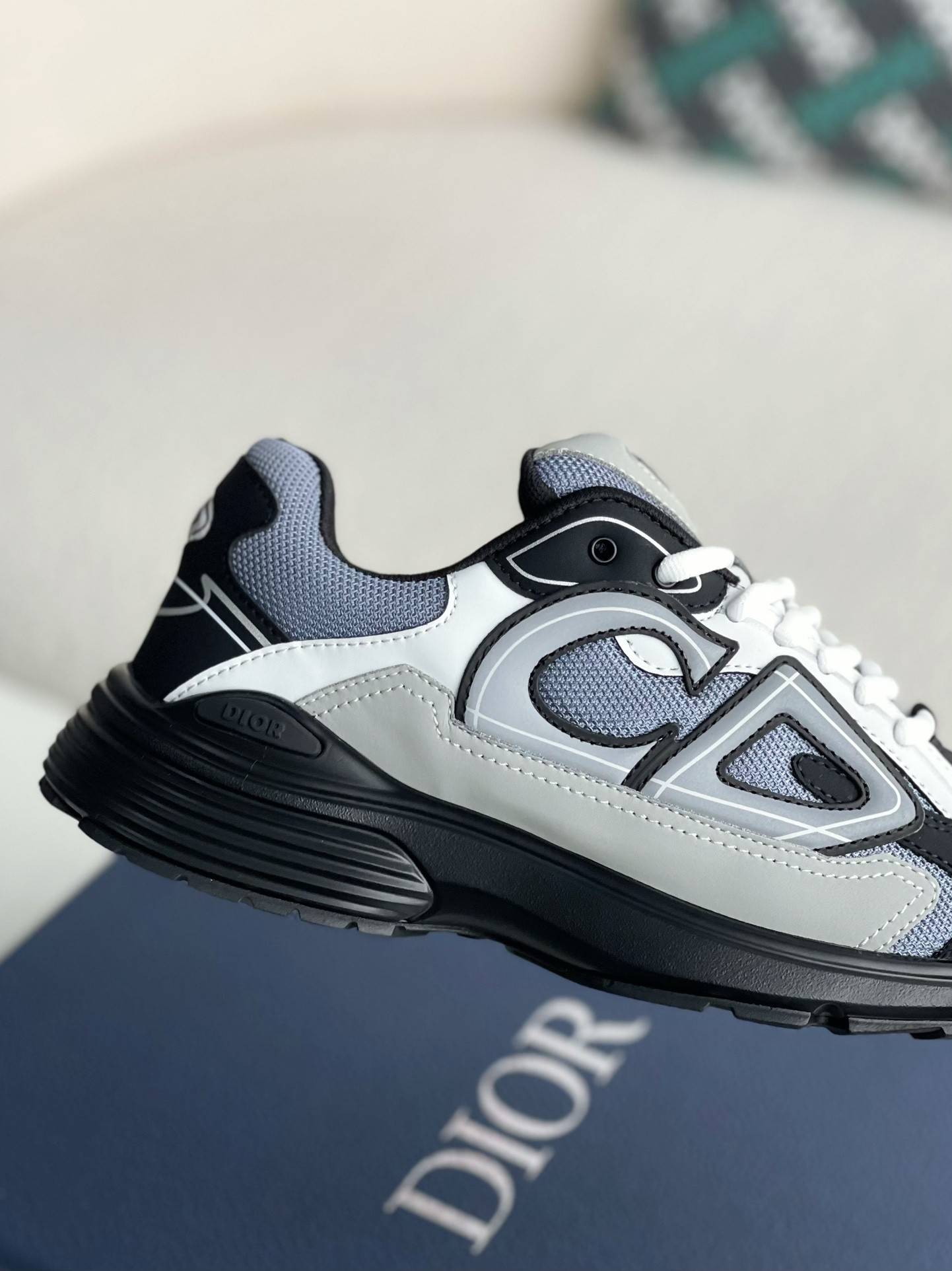 D*OR B30 New Sneaker