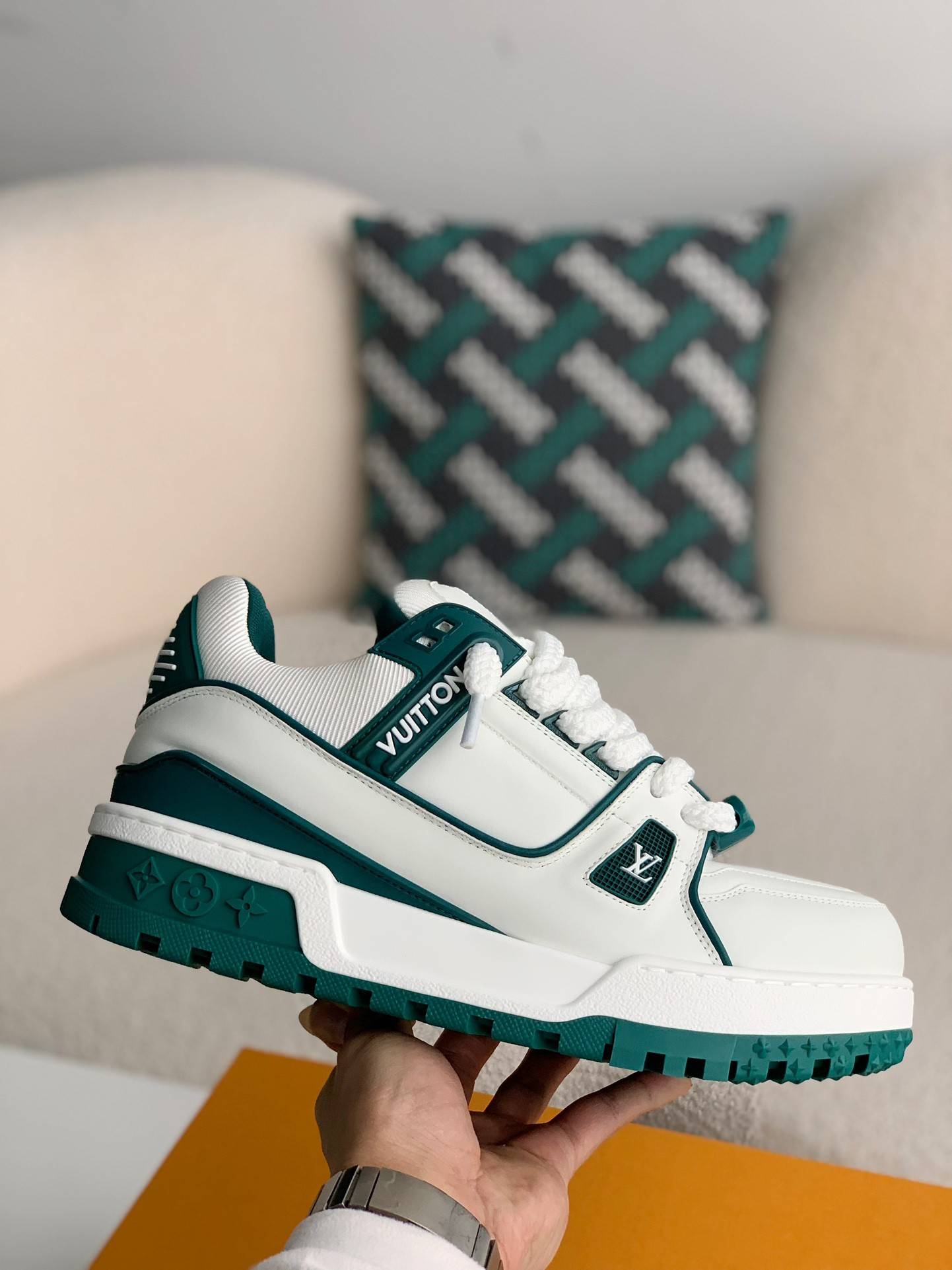 L*V TRAINER MAXI  SNEAKERS