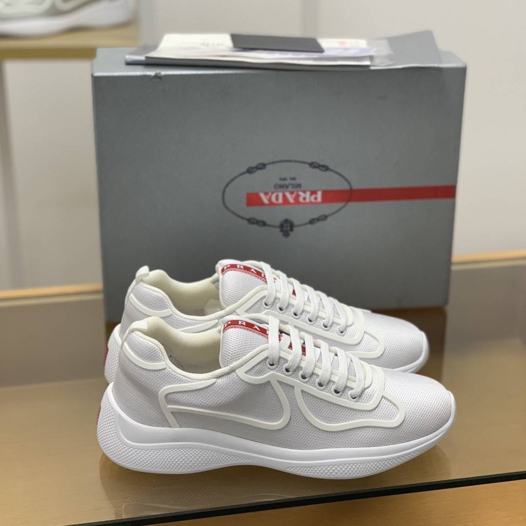 P*DA Sneakers