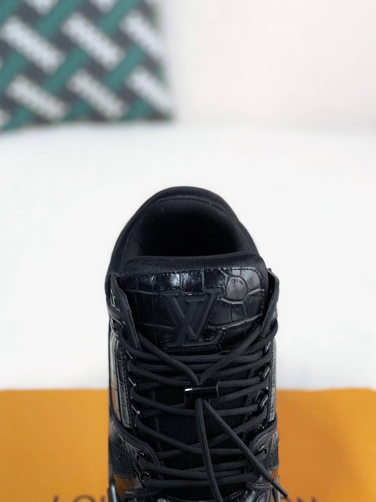 L*V TRAINER MAXI  SNEAKERS