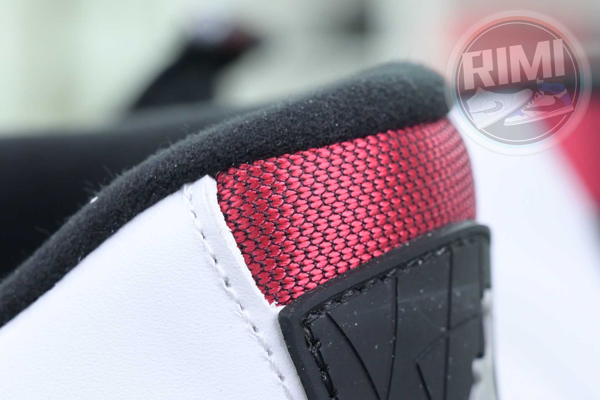 Jordan 14 Retro Black Toe (2024) 487471-160