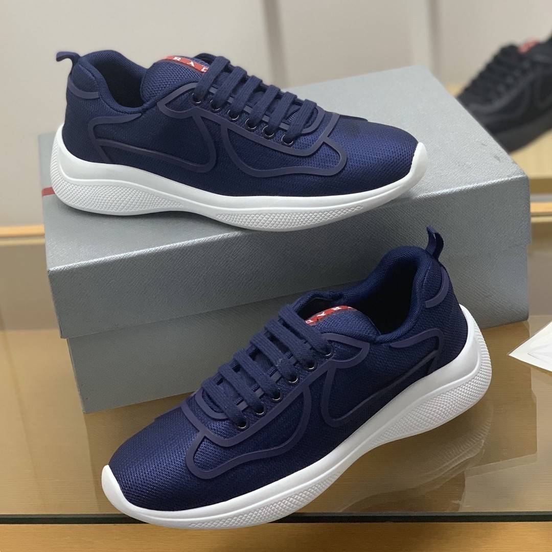 P*DA Sneakers