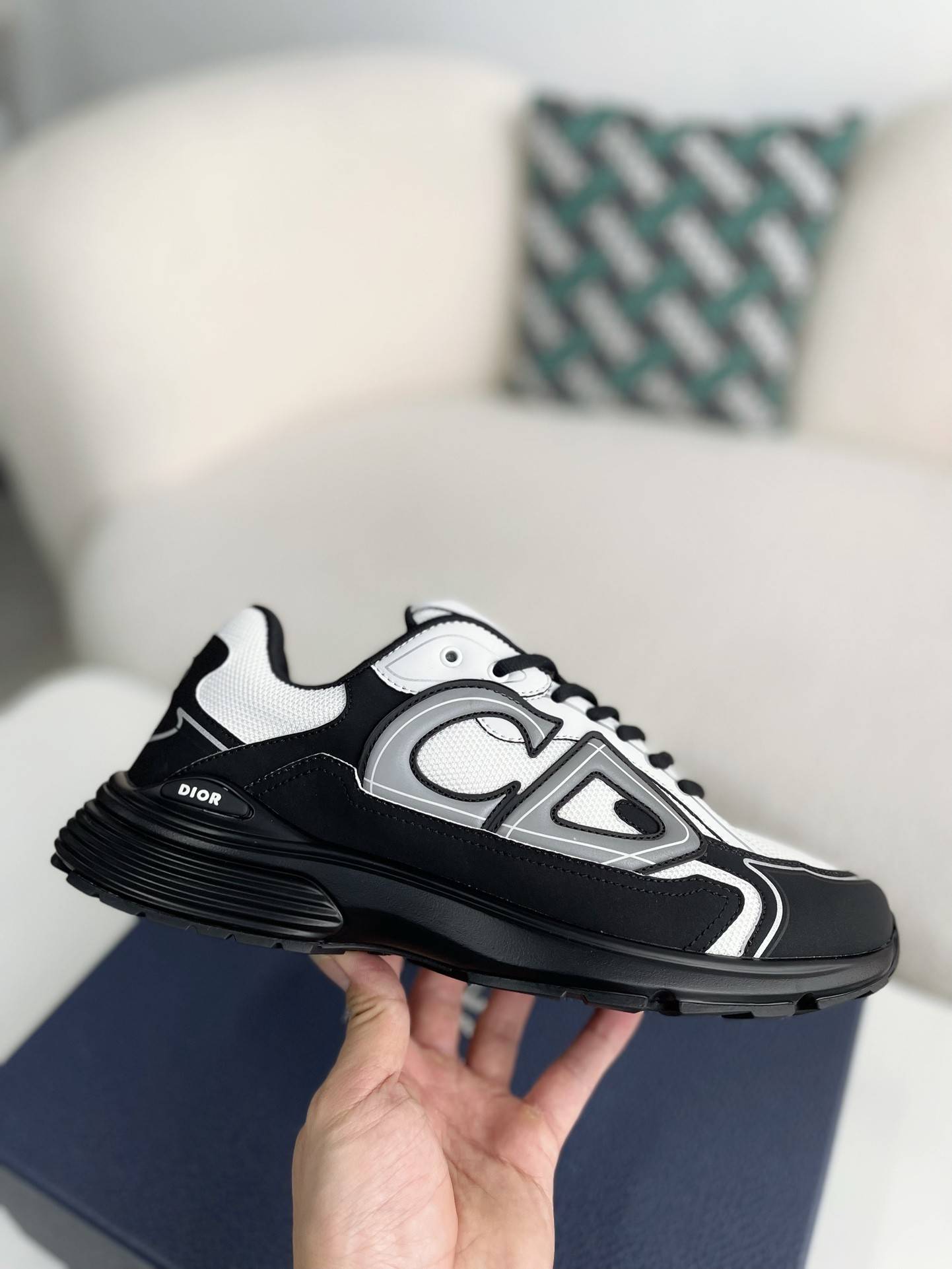 D*OR B30 New Sneaker