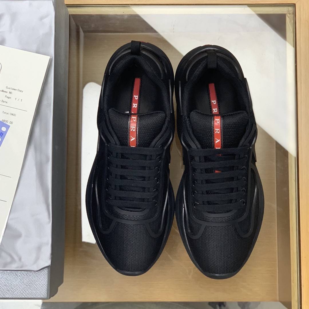 P*DA Sneakers
