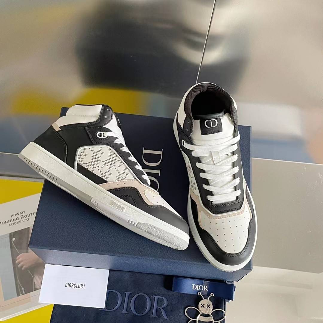D*OR HIGH LEVEL B27 Sneaker