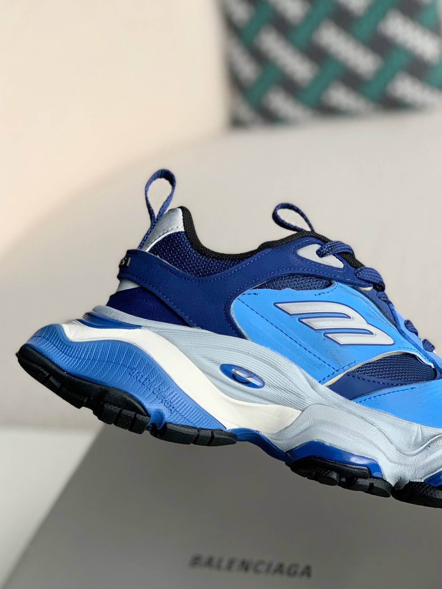 BLCG Runner Sneaker
