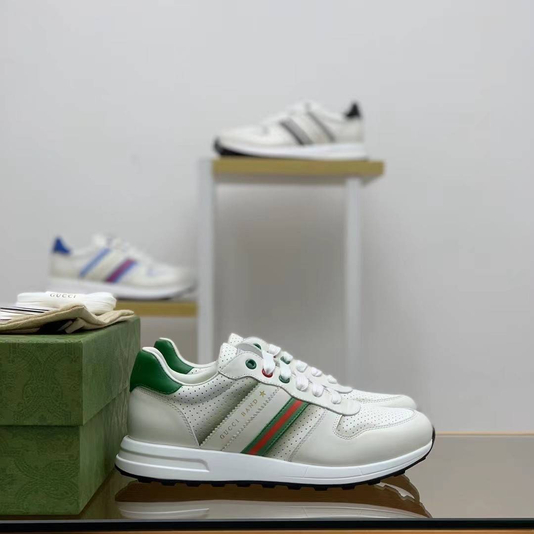 GU*INew Arrival sneakers