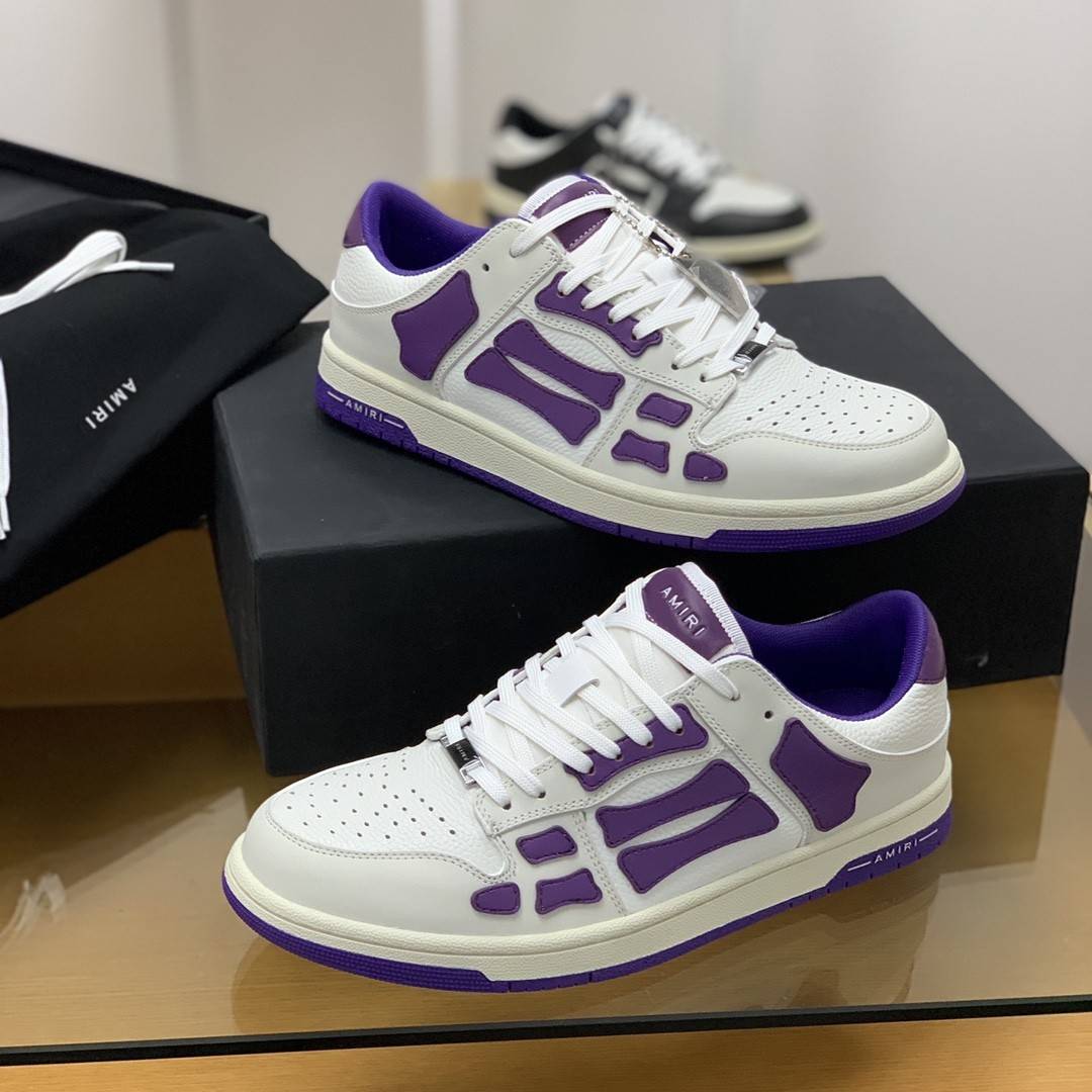 A*RI Bone Sneakers