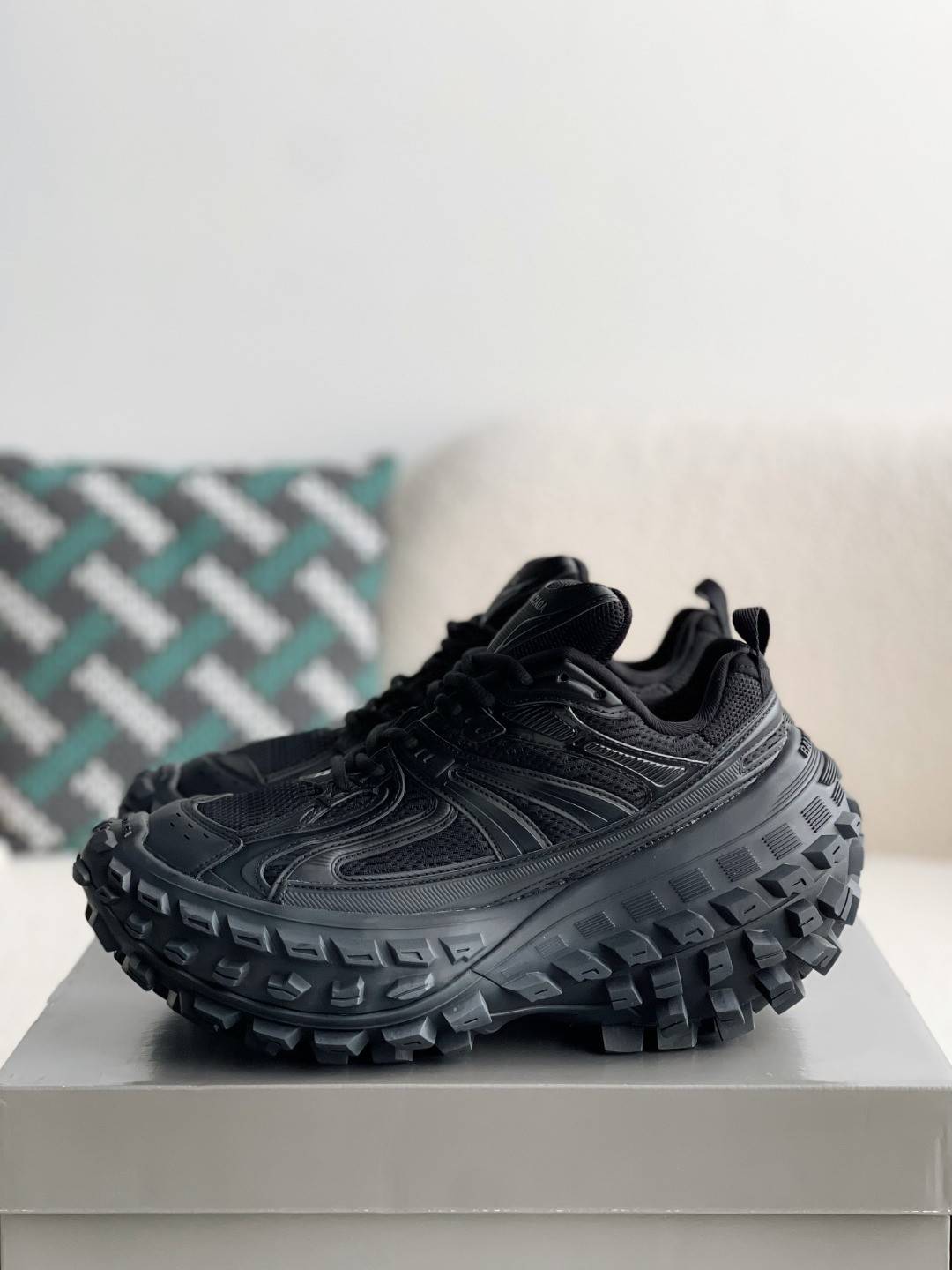 BLCG Bouncer Screw Sneakers