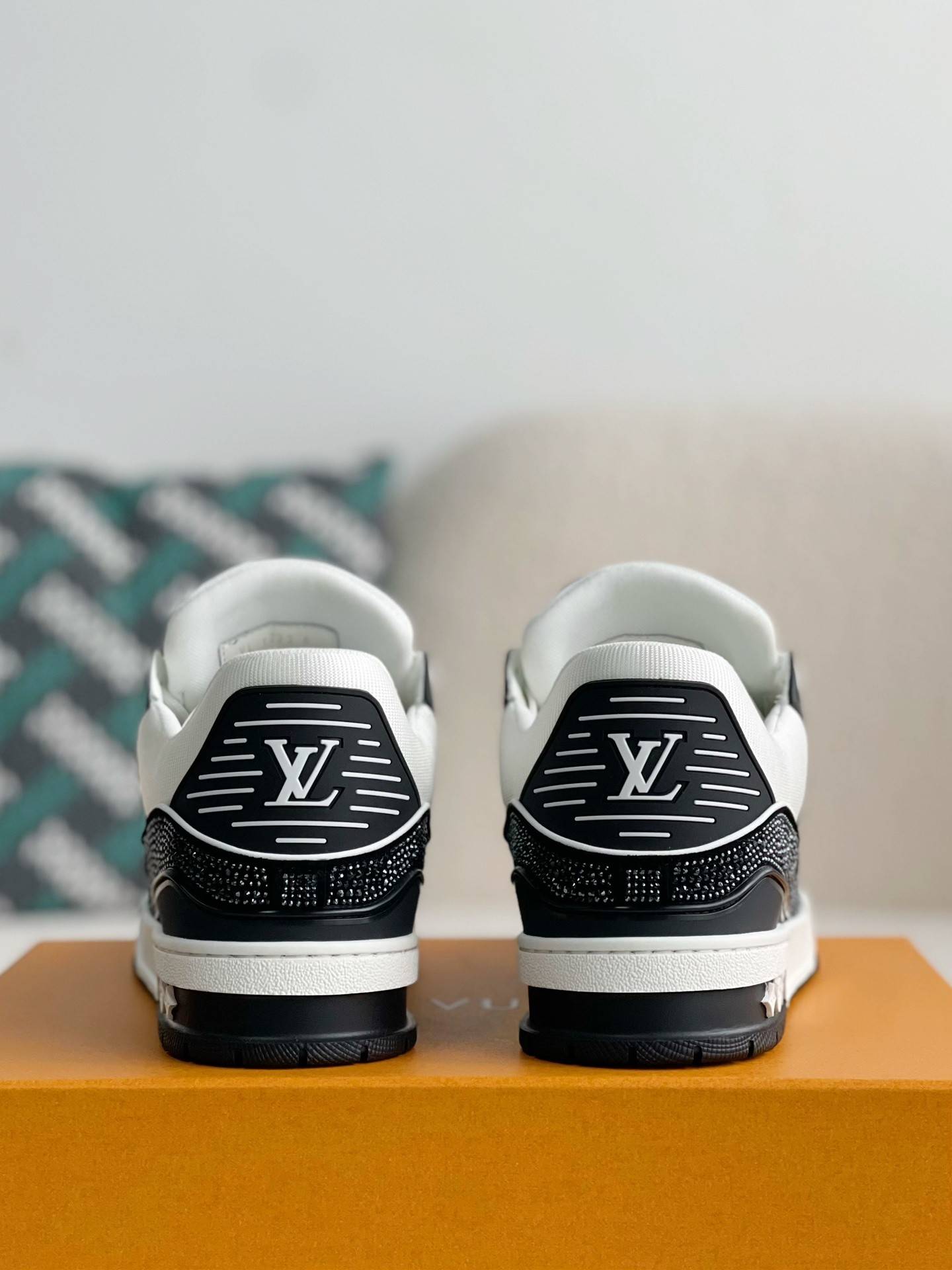 L*V Trainers Sneakers