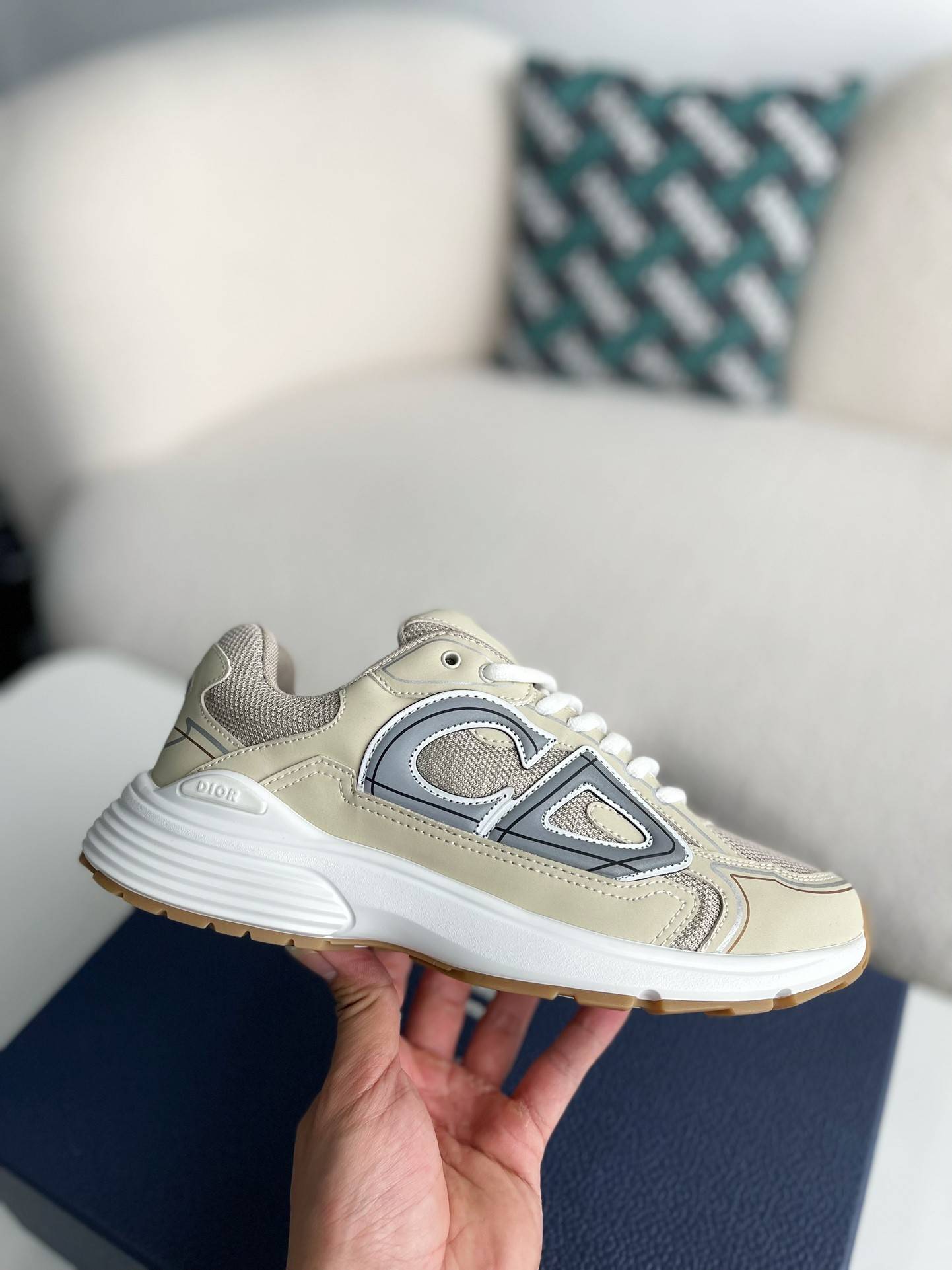 D*OR B30 New Sneaker