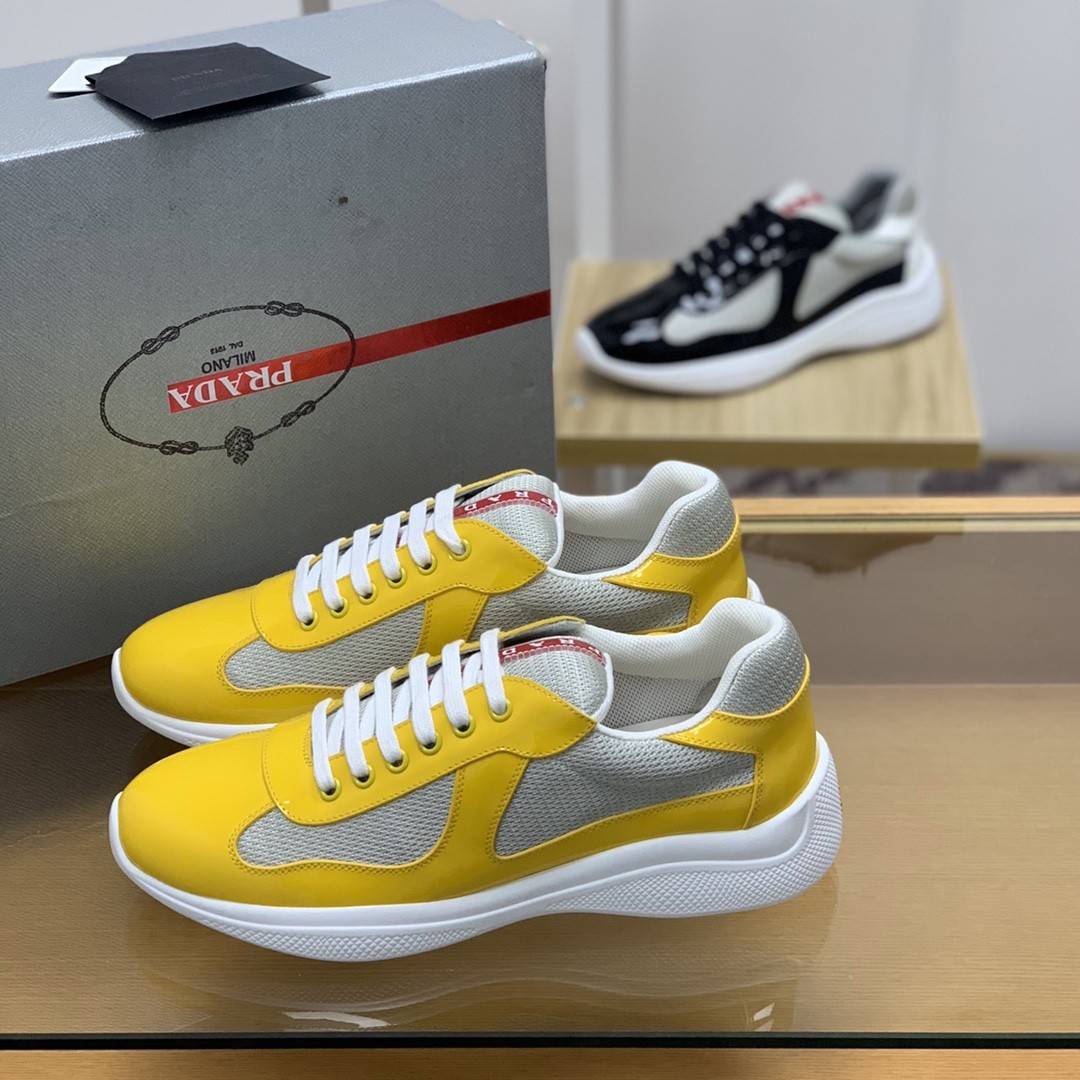 P*DA Sneakers