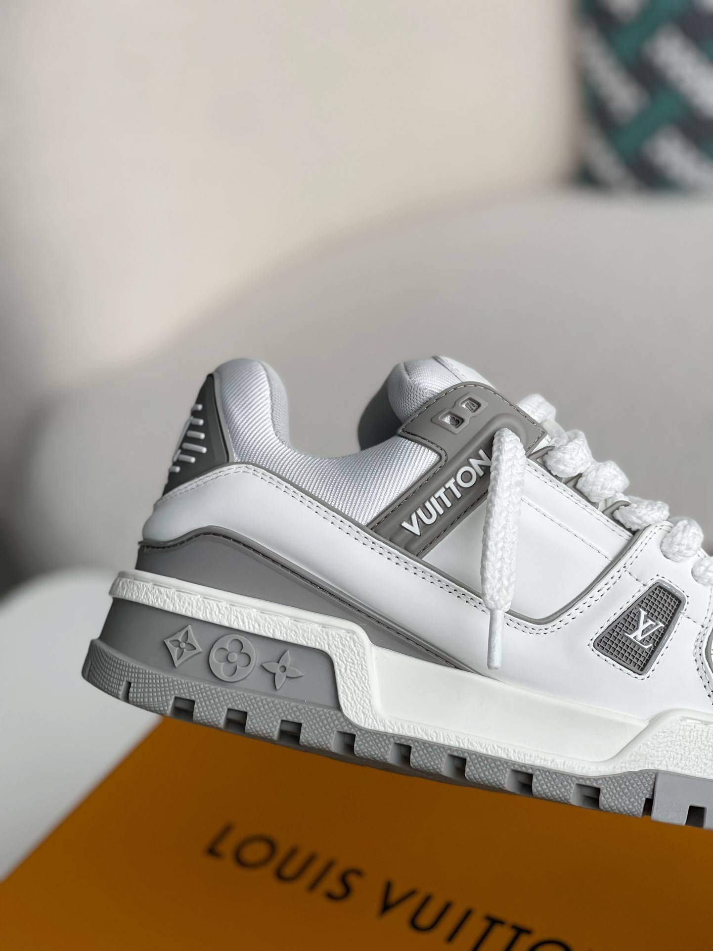 L*V TRAINER MAXI  SNEAKERS