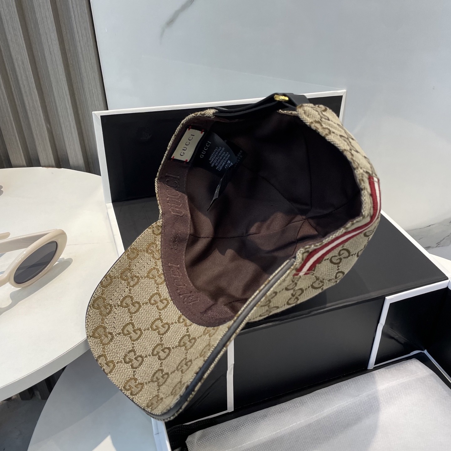 [#4924] G*u*i baseball cap peaked c ap hat