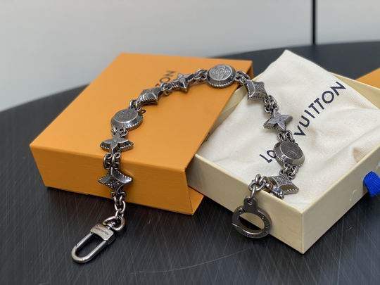 LV Bracelet 02lyh1029  2775834