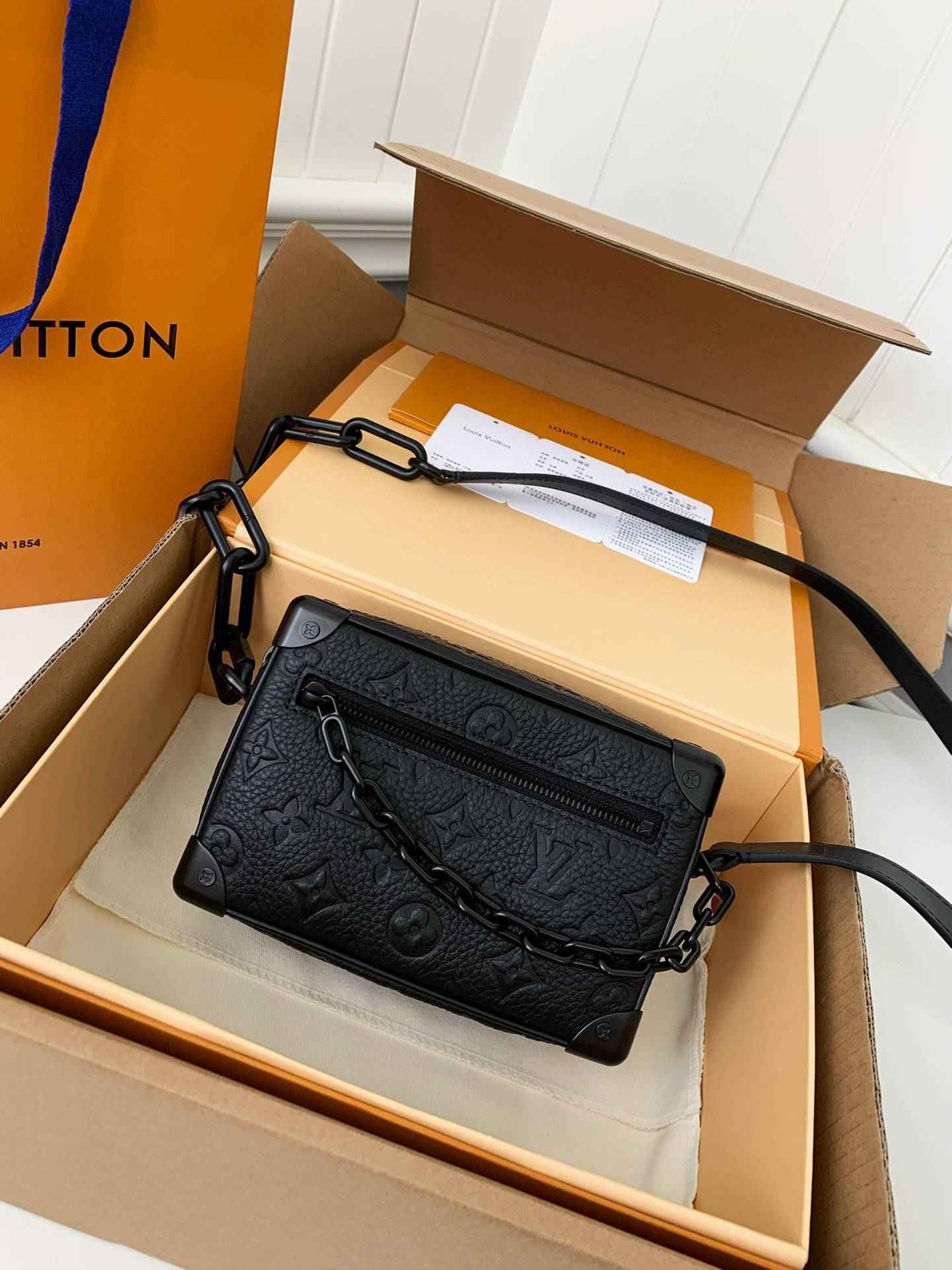 L*V MINI SOFT TRUNK BAG M55702 18.5*13*8CM
