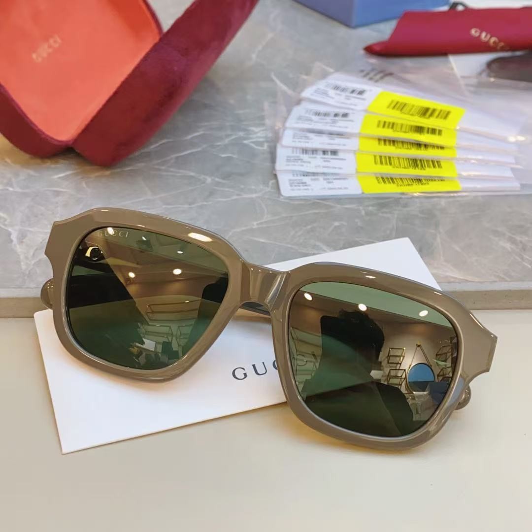 G*u*i new trend sunglasses