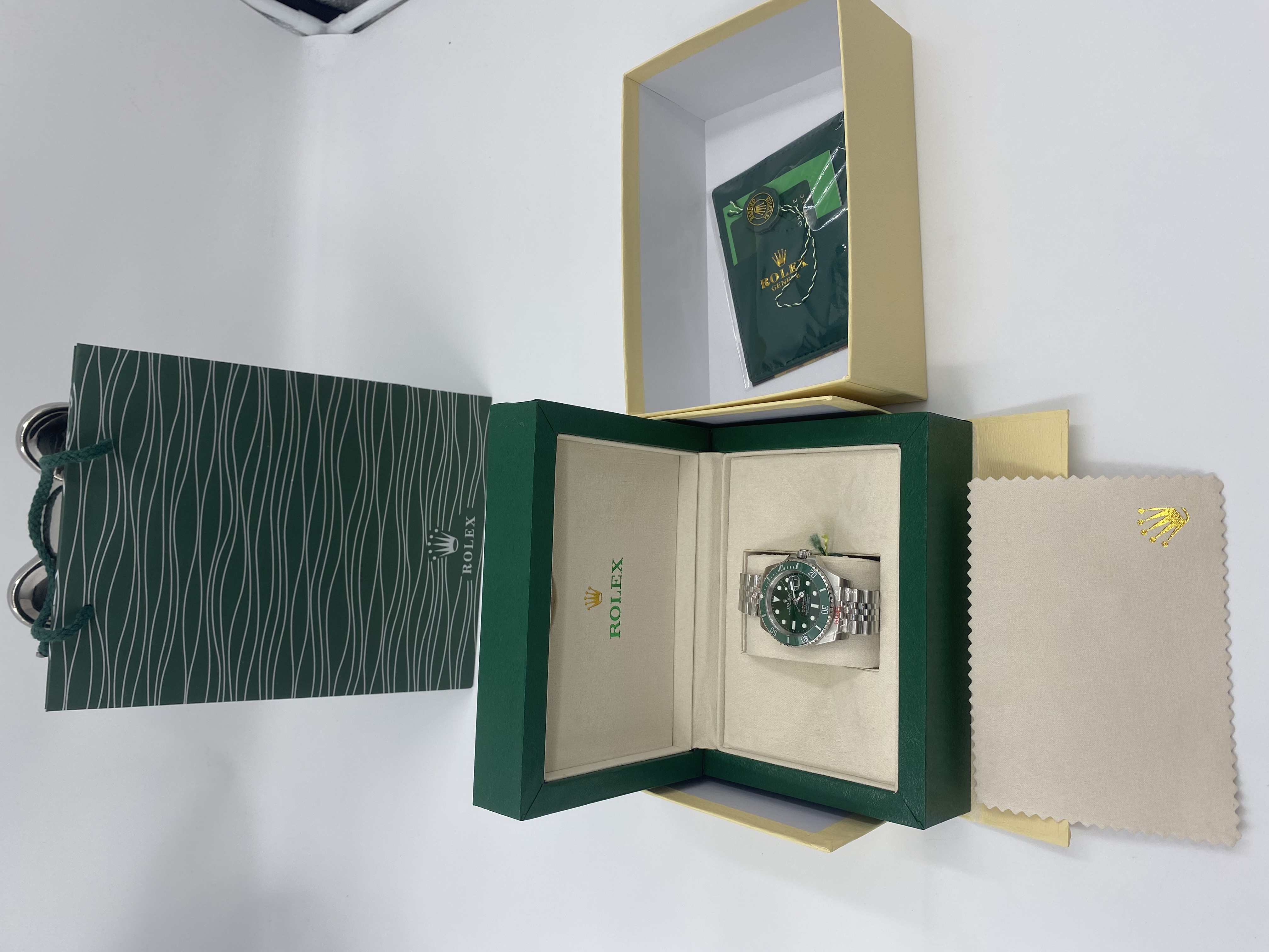 Rolex Submariner Series 40 Men''s Watch