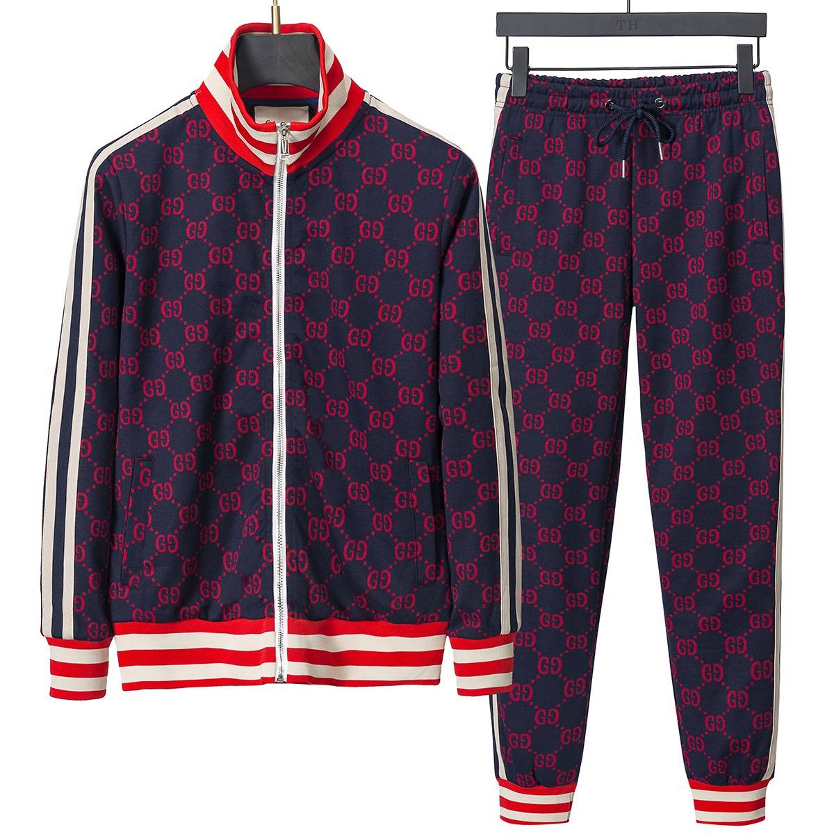 G*u*i casual suit