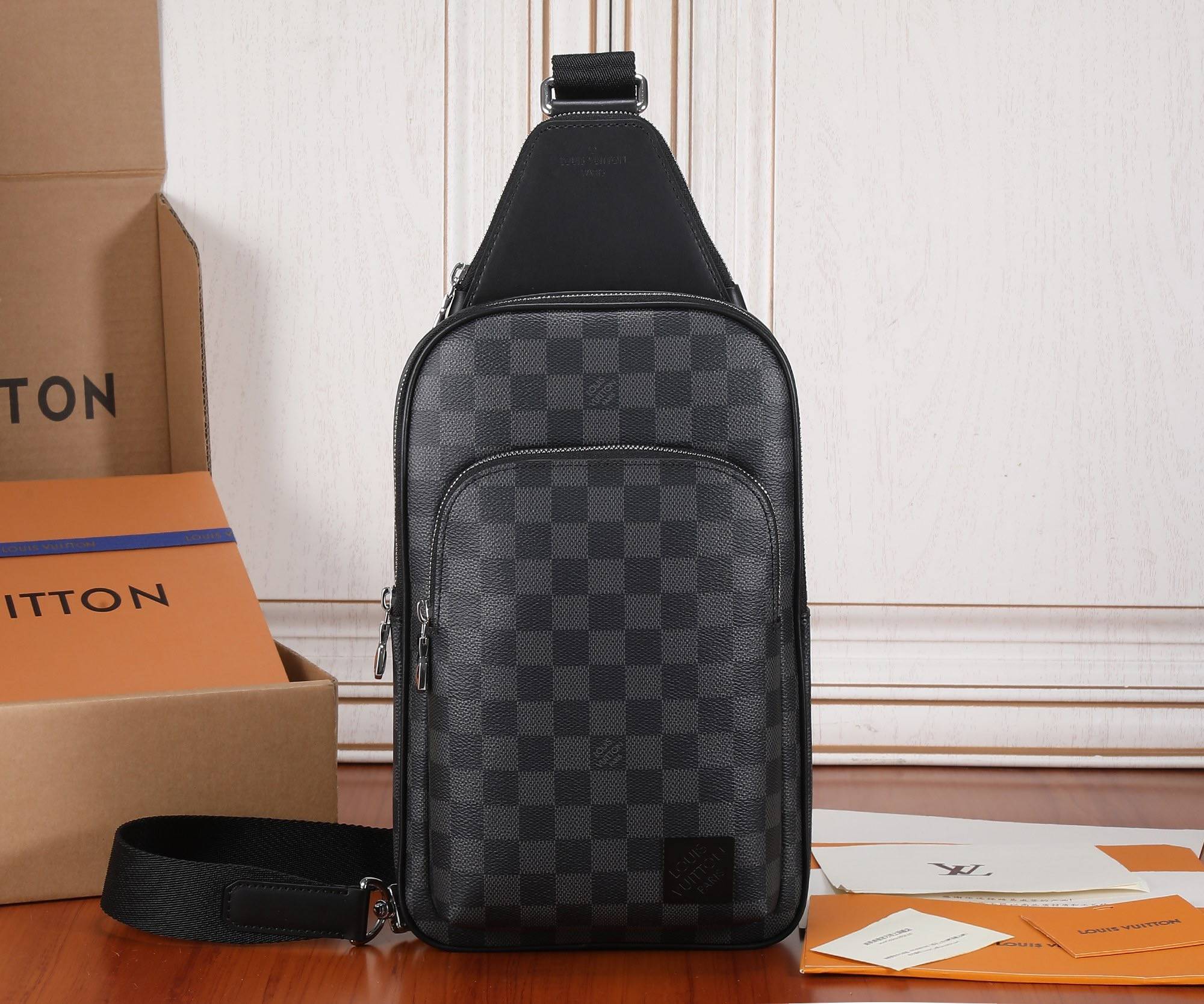 L*V damier graphite Men''s Shoulder Bags M45302, Top Quality