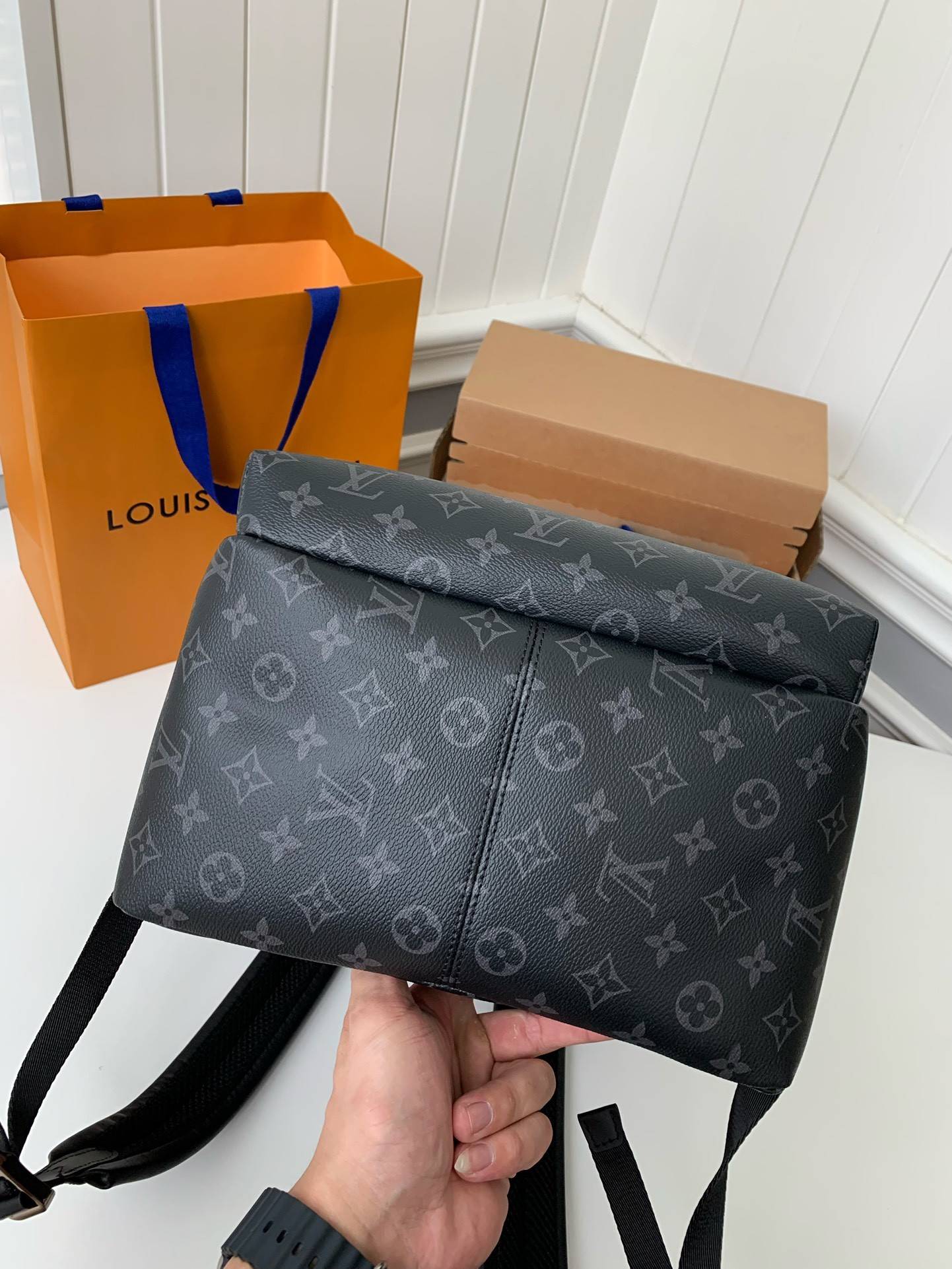 L*V Men