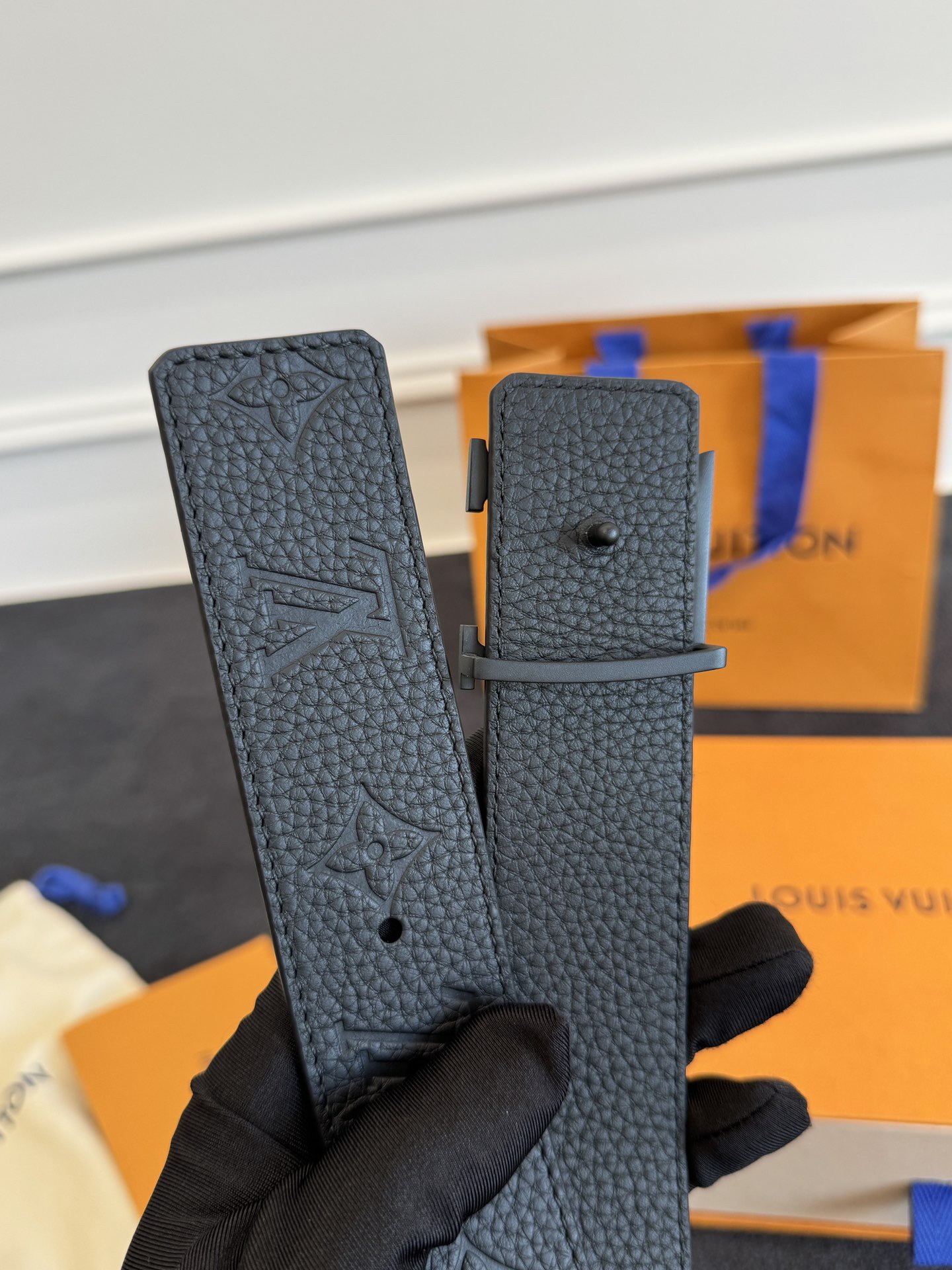 L*V Belt P220