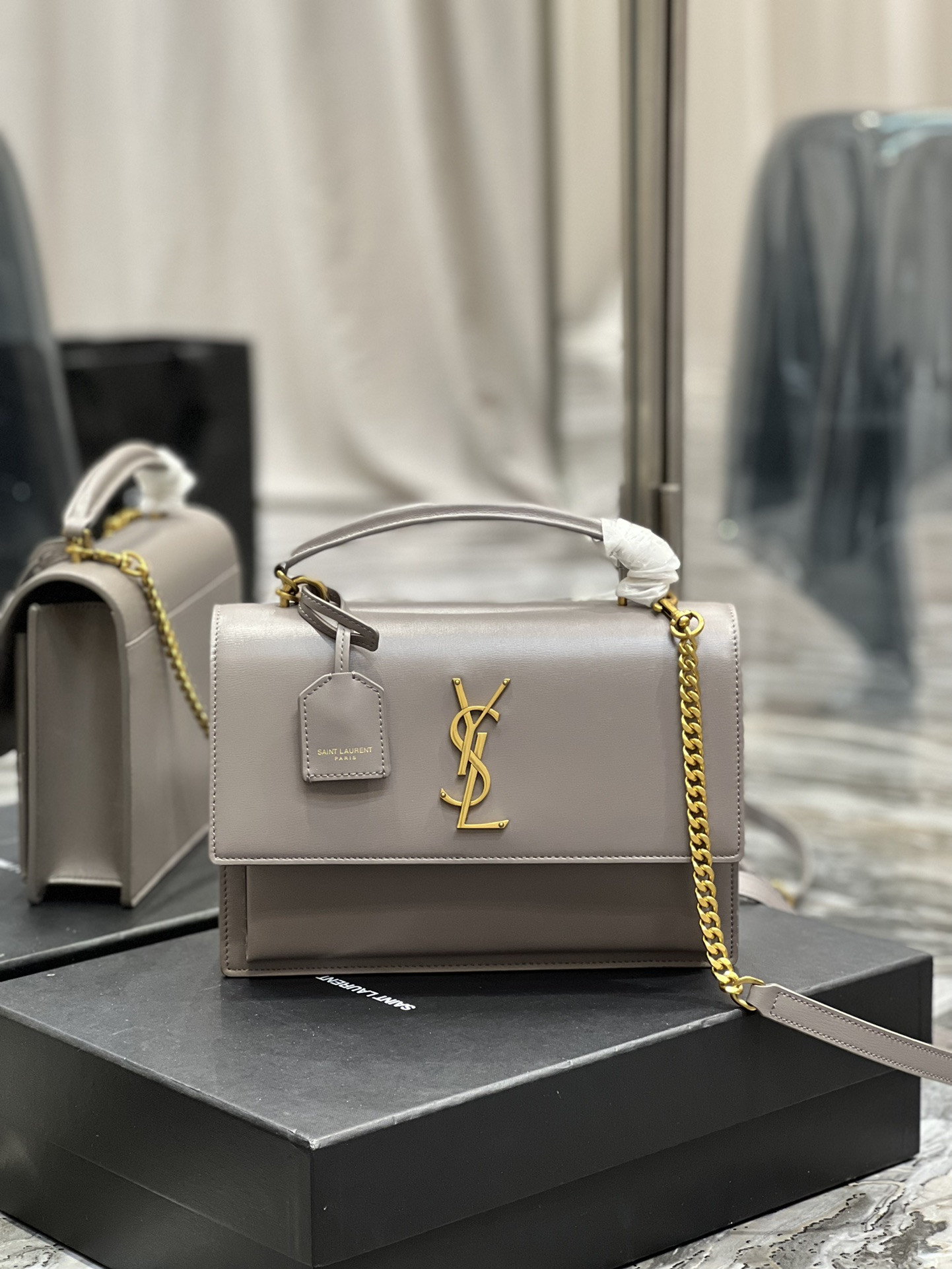 Ysl Sunset Medium Top Handle In Smooth Leather