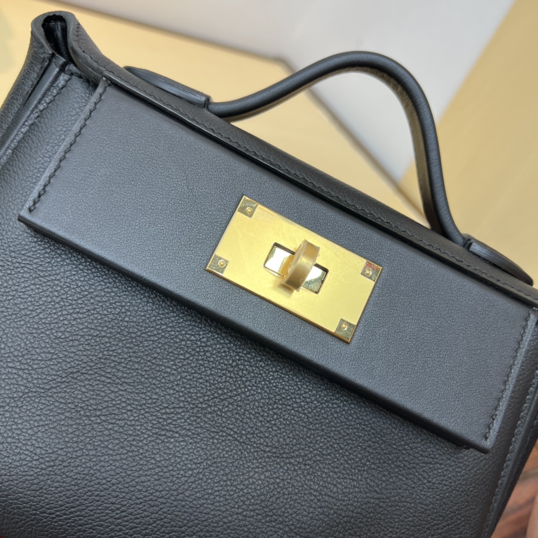 Hermès new Kelly2424mini handmade glacier white evercolor Swift leather size: 21cm