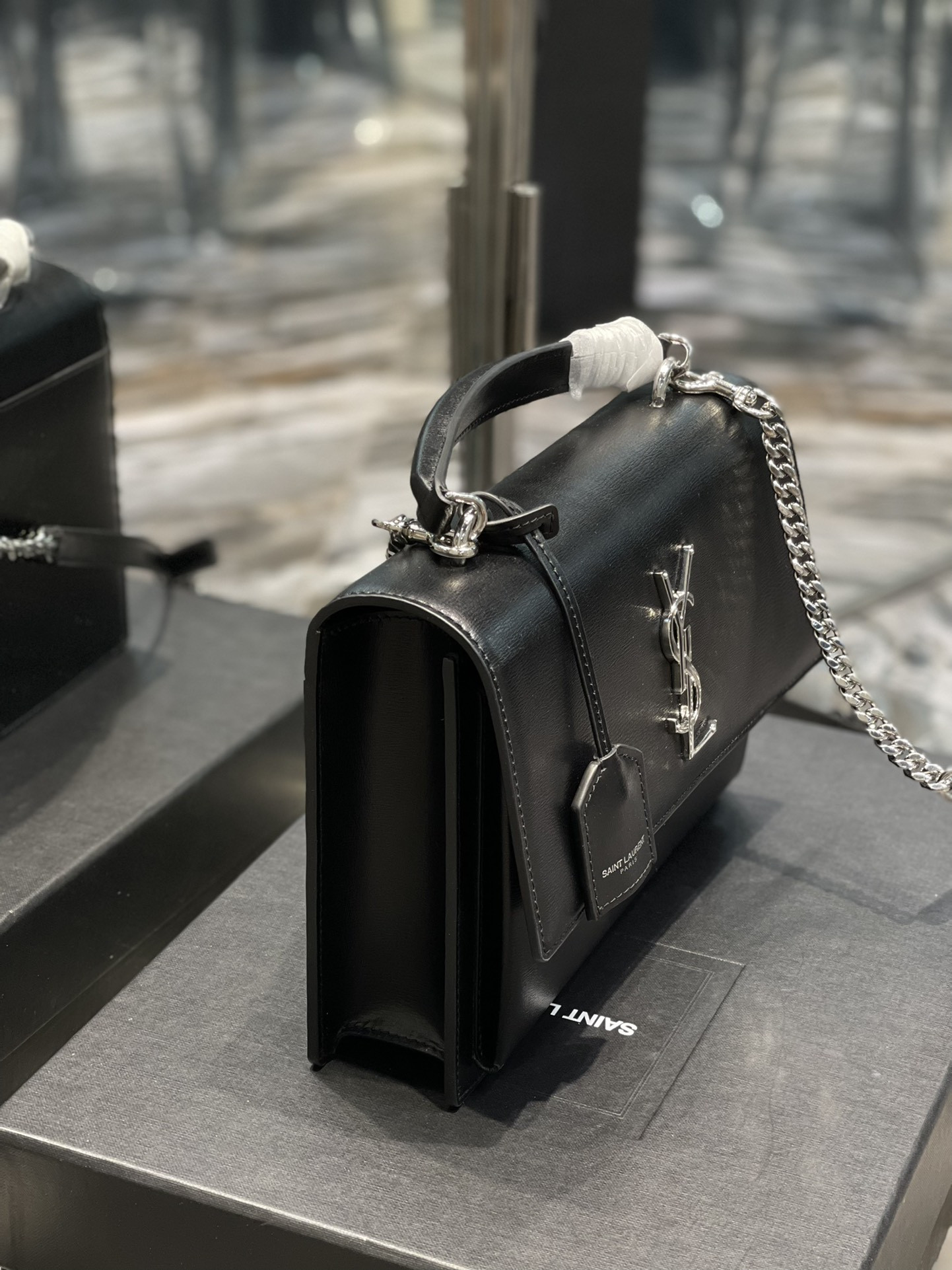 Ysl Sunset Medium Top Handle In Smooth Leather