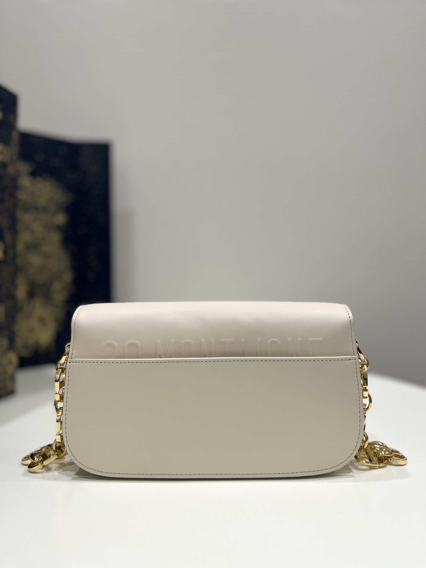 30 Montaigne Bag