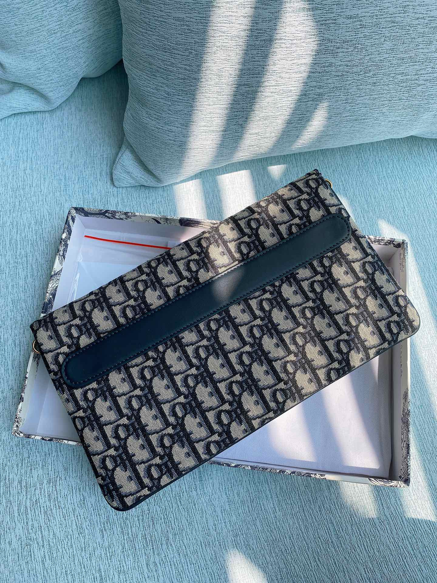 Dior Mini Travel Vanity