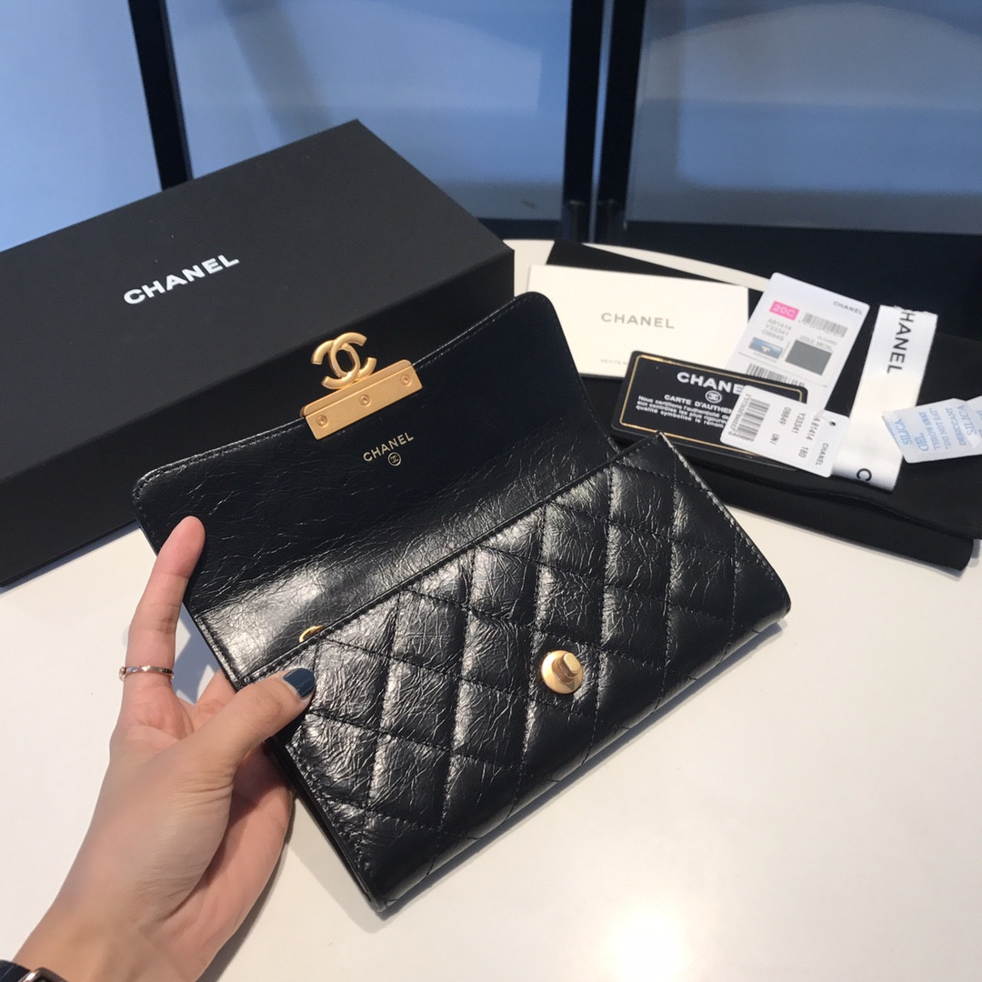 Chanle Flap Wallet