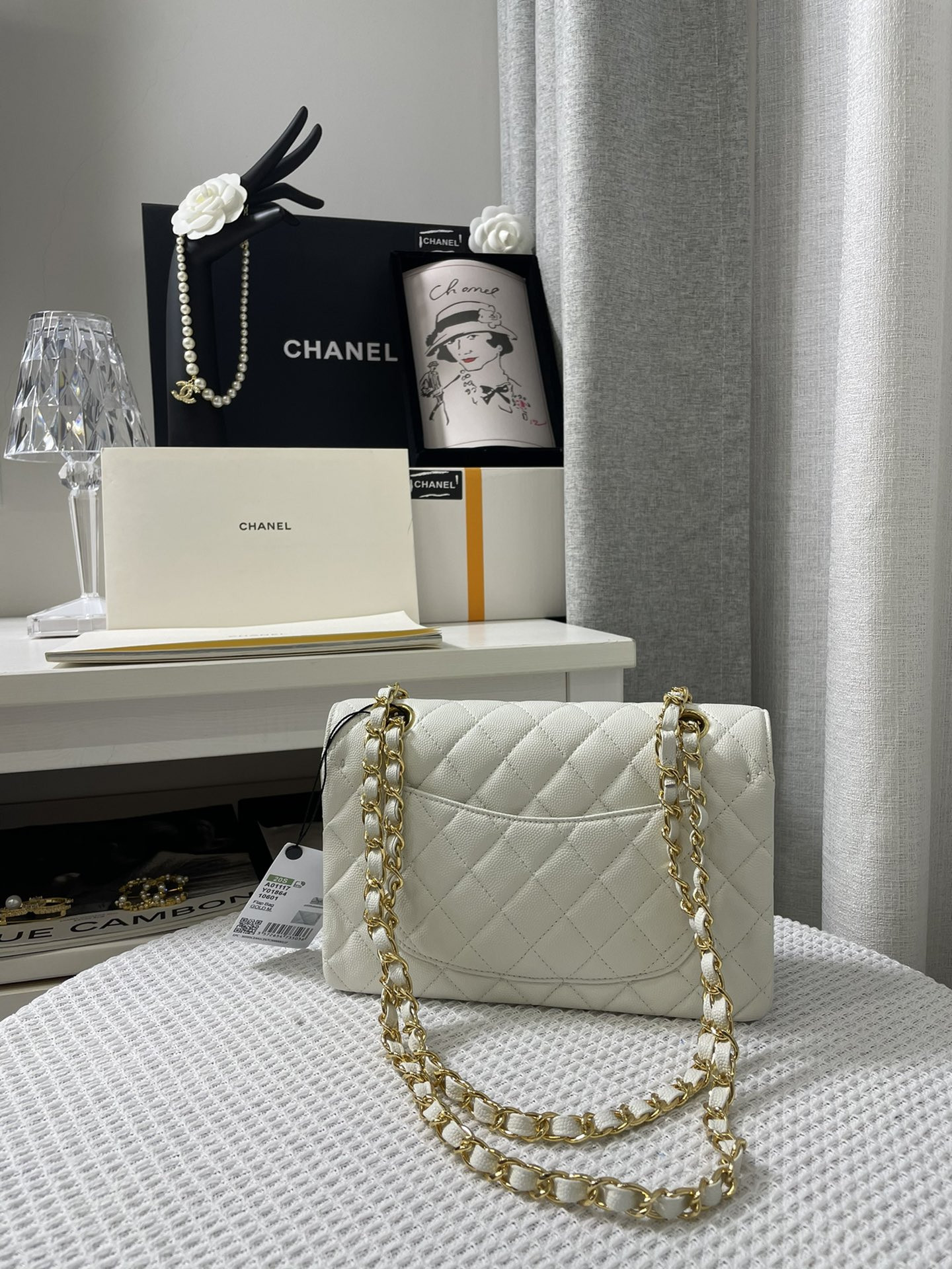 Chanle Small Classic Handbag Gold Hardware