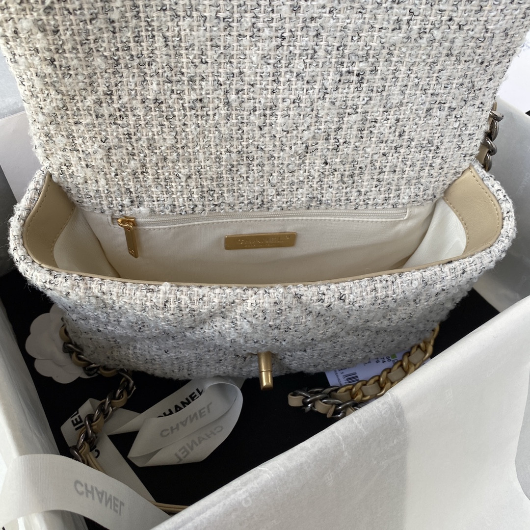 Chanle 19 Handbag