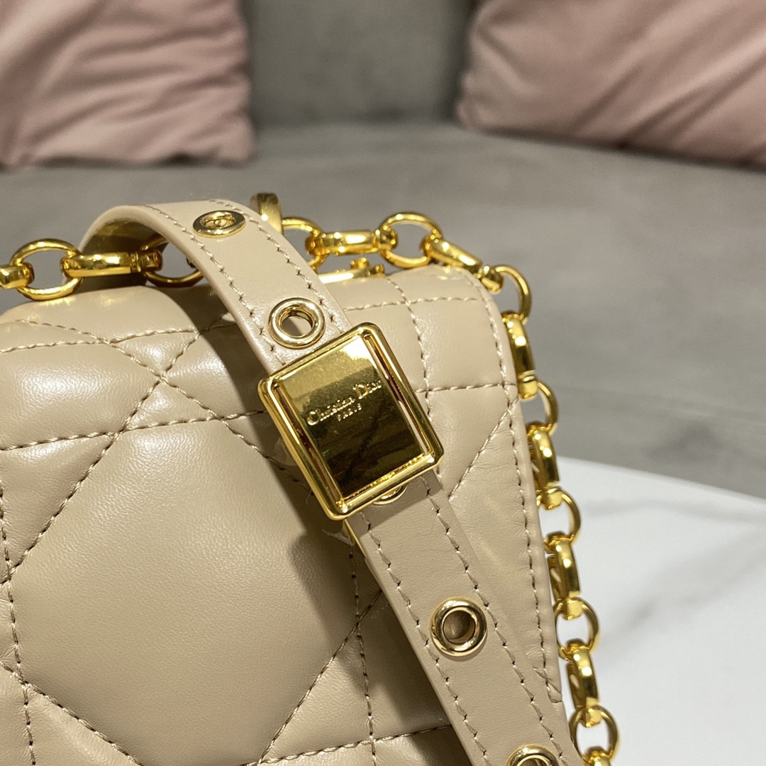 Medium Dior Caro Bag