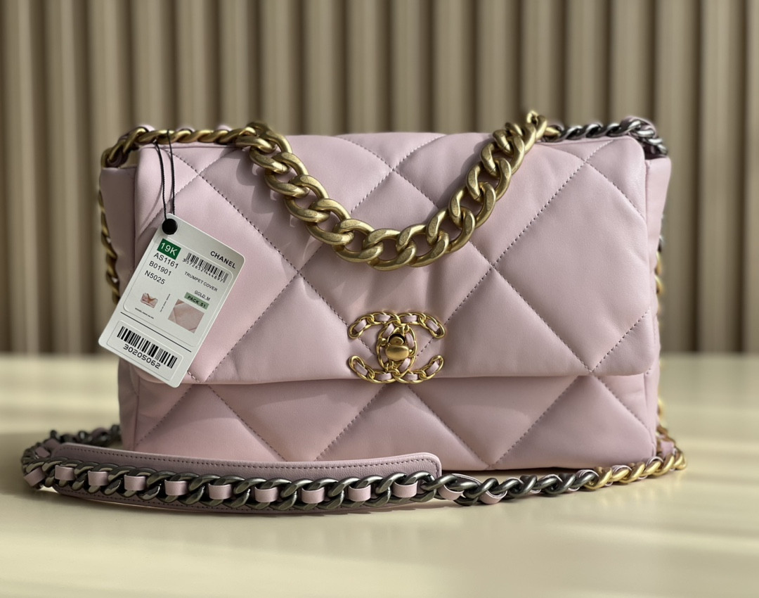 Chanle 19 Handbag