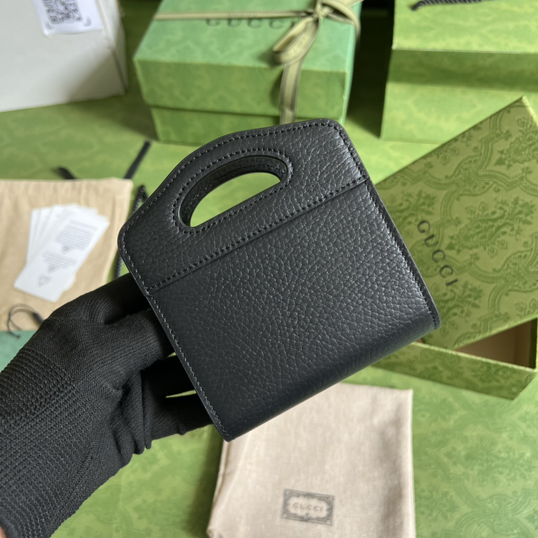 G*u*i gg marmont bag