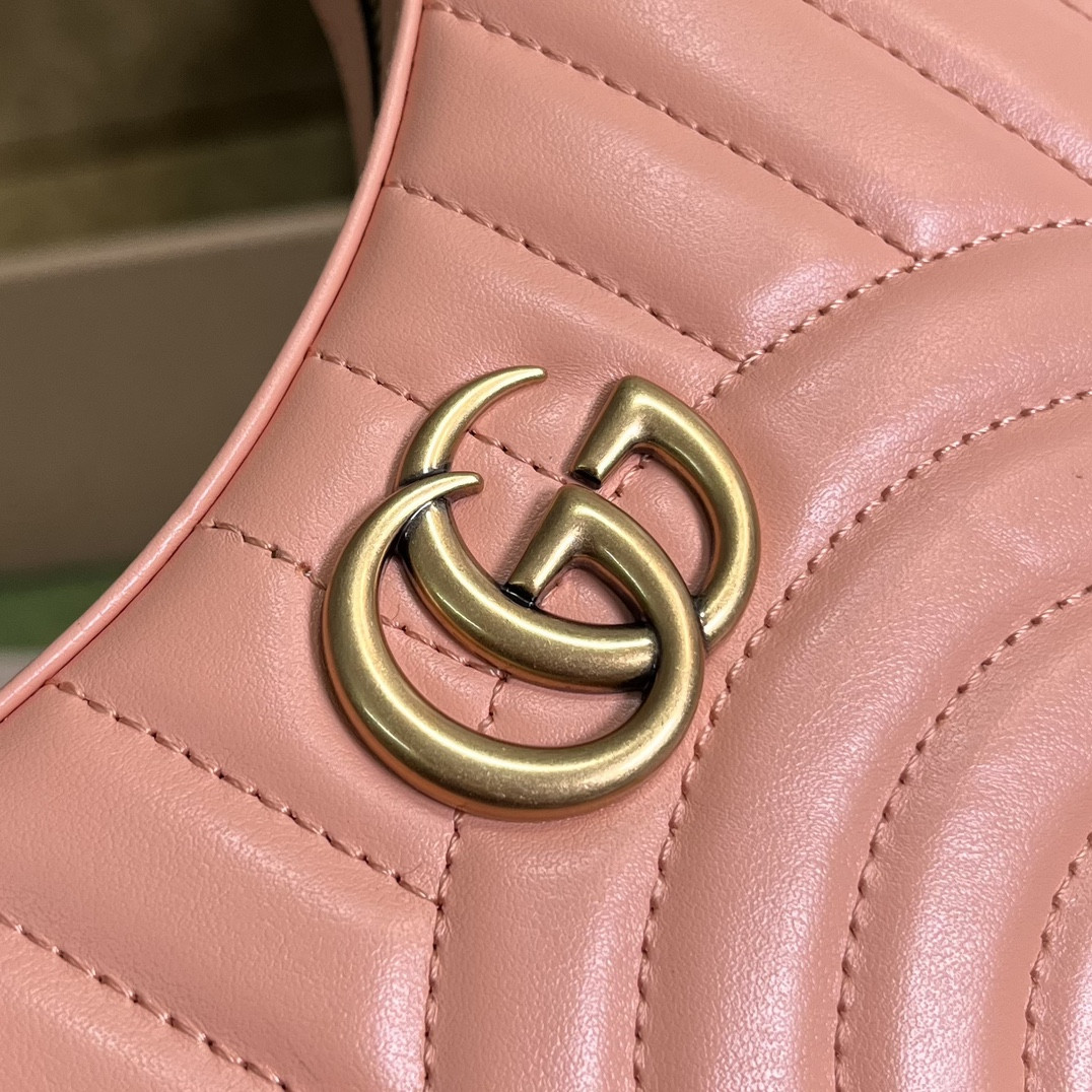G*u*i gg marmont bag