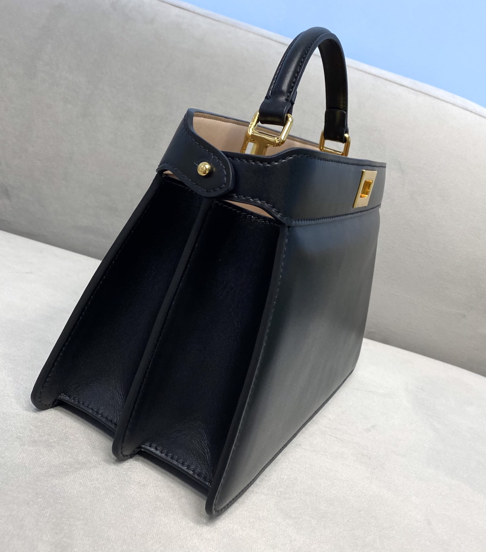 Fendi Peekaboo Iseeu