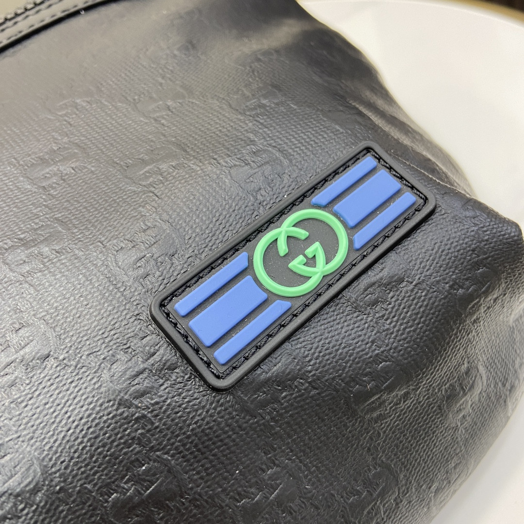G*u*i waist bag