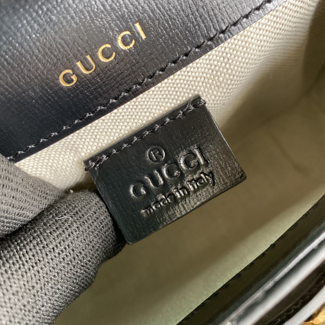 G*u*i horsebit 1955 bag