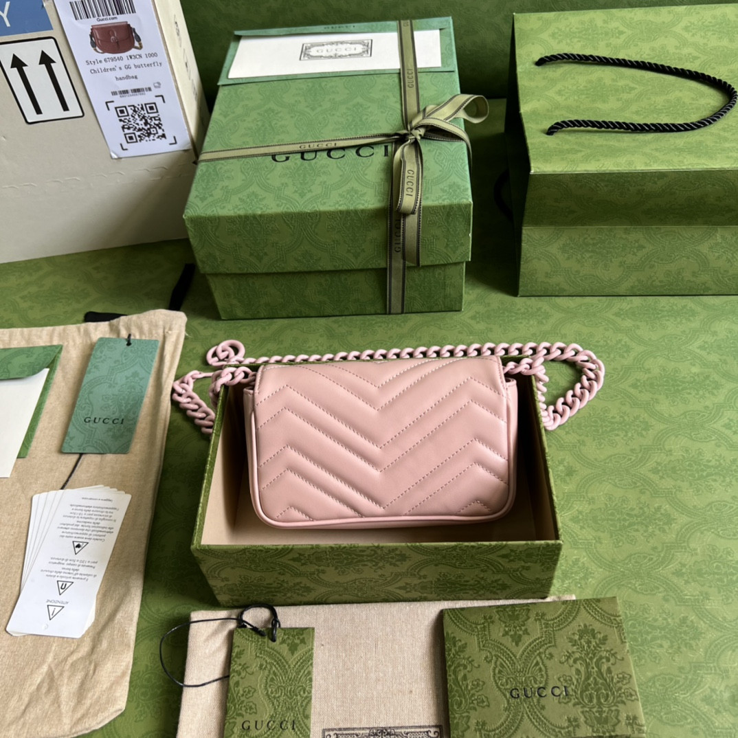 G*u*i gg marmont bag