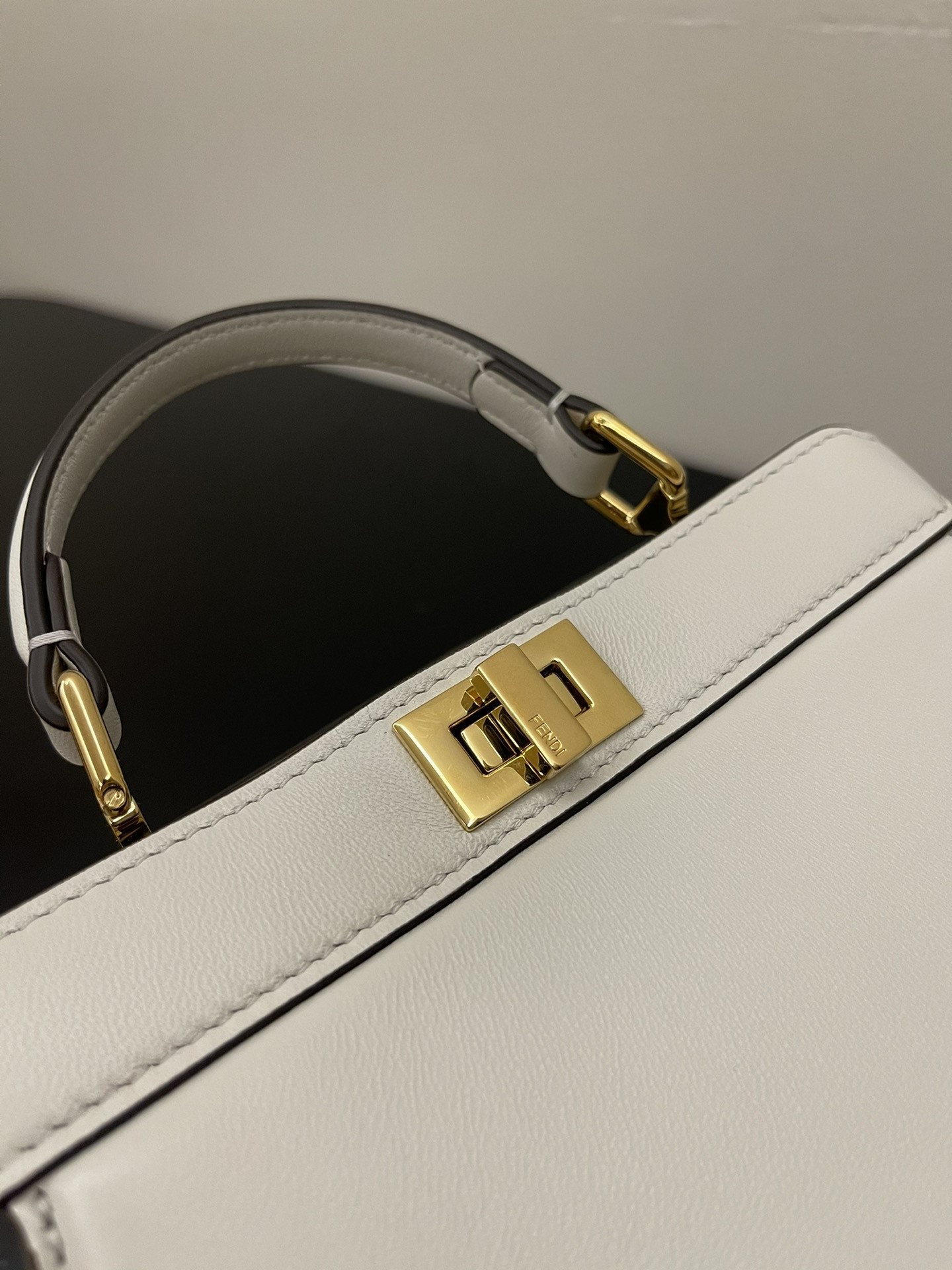 Fendi Peekaboo Iseeu Petite
