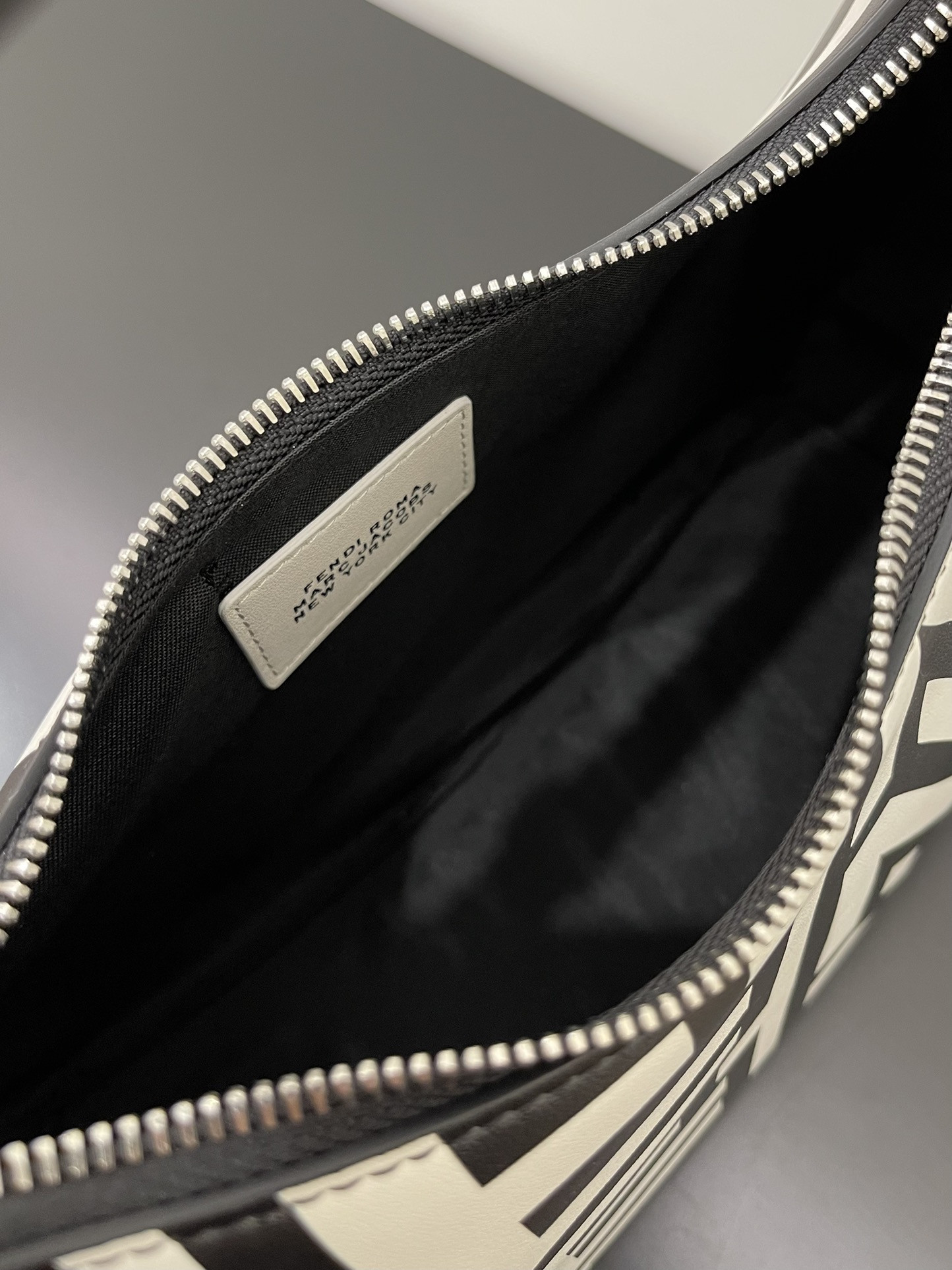 Fendi Praphy