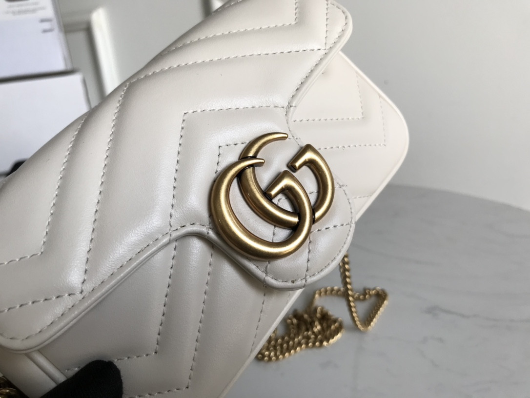 G*u*i gg marmont bag