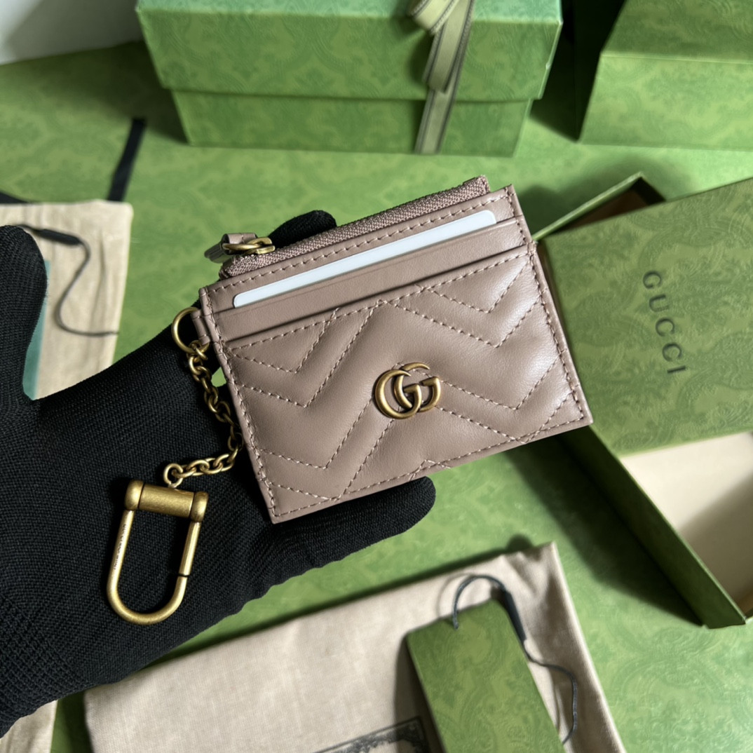 G*u*i gg marmont bag