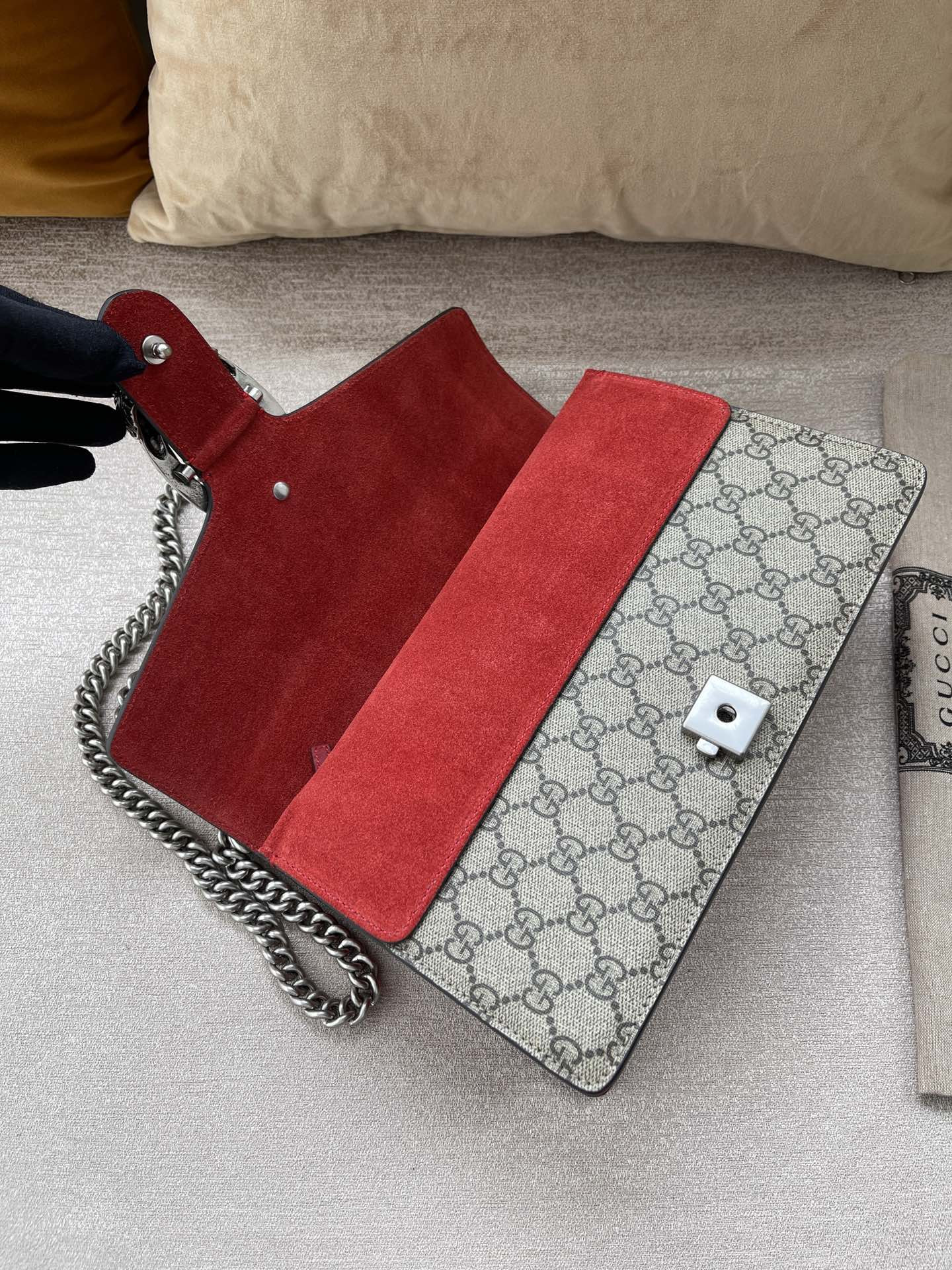 G*u*i dionysus bag