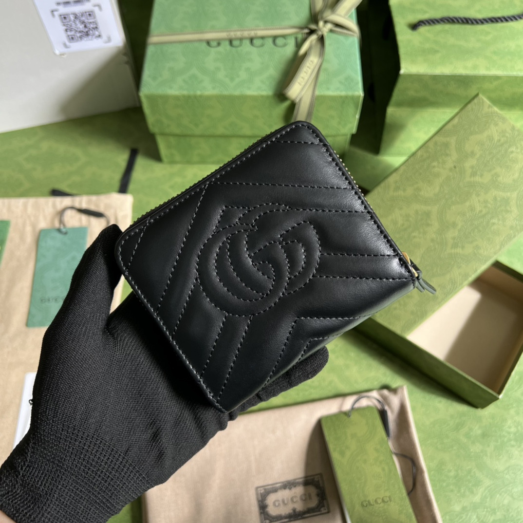 G*u*i gg marmont bag