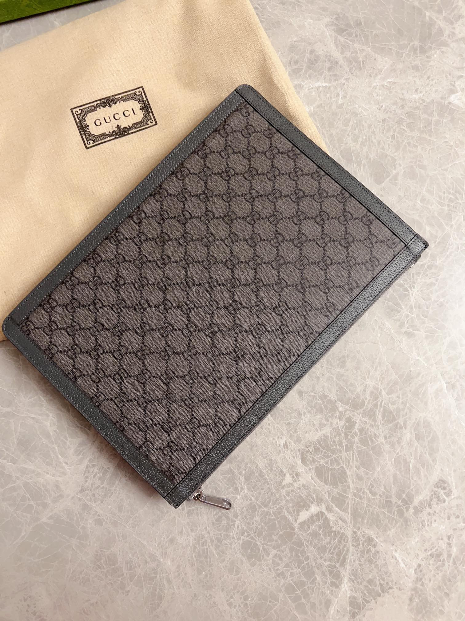 G*u*i ophidia bag